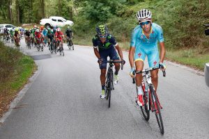 A rueda de Aru en el Giro della Toscana- Bettini Photo